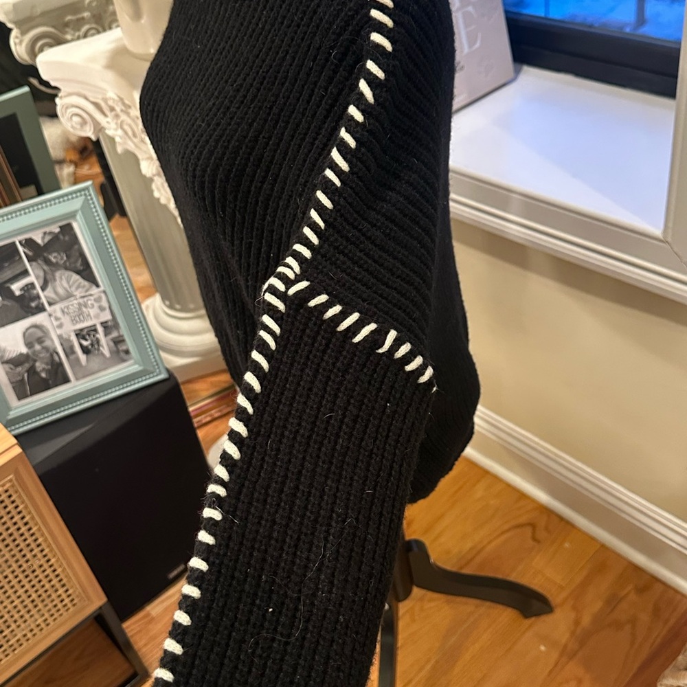 Boohoo Black Turtleneck Sweater with White Detailing - Medium - Picture 7 of 7